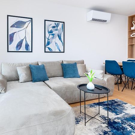 Luxury Adria Sea City & Mountain View Apartment Макарска Экстерьер фото