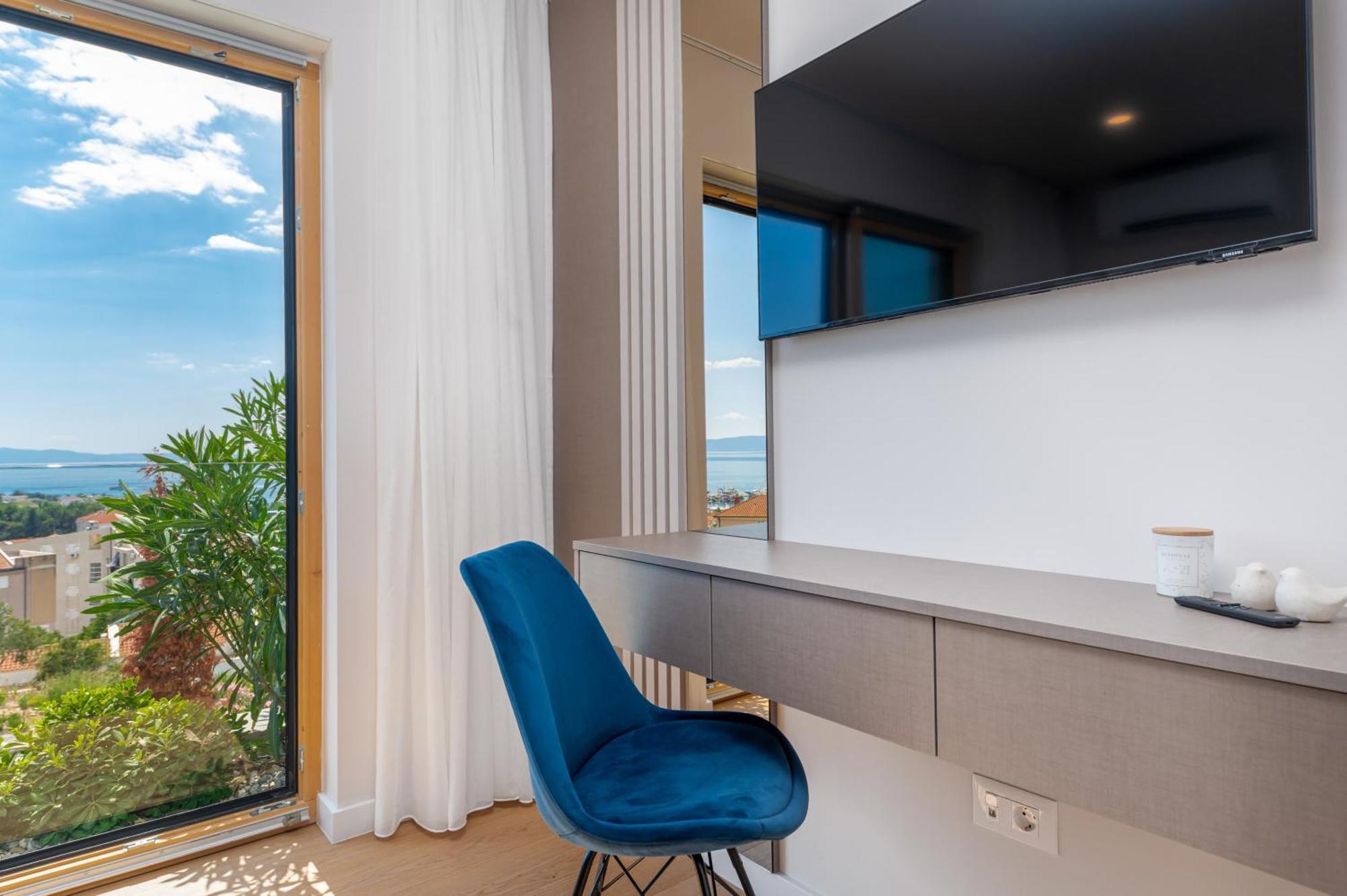 Luxury Adria Sea City & Mountain View Apartment Макарска Экстерьер фото
