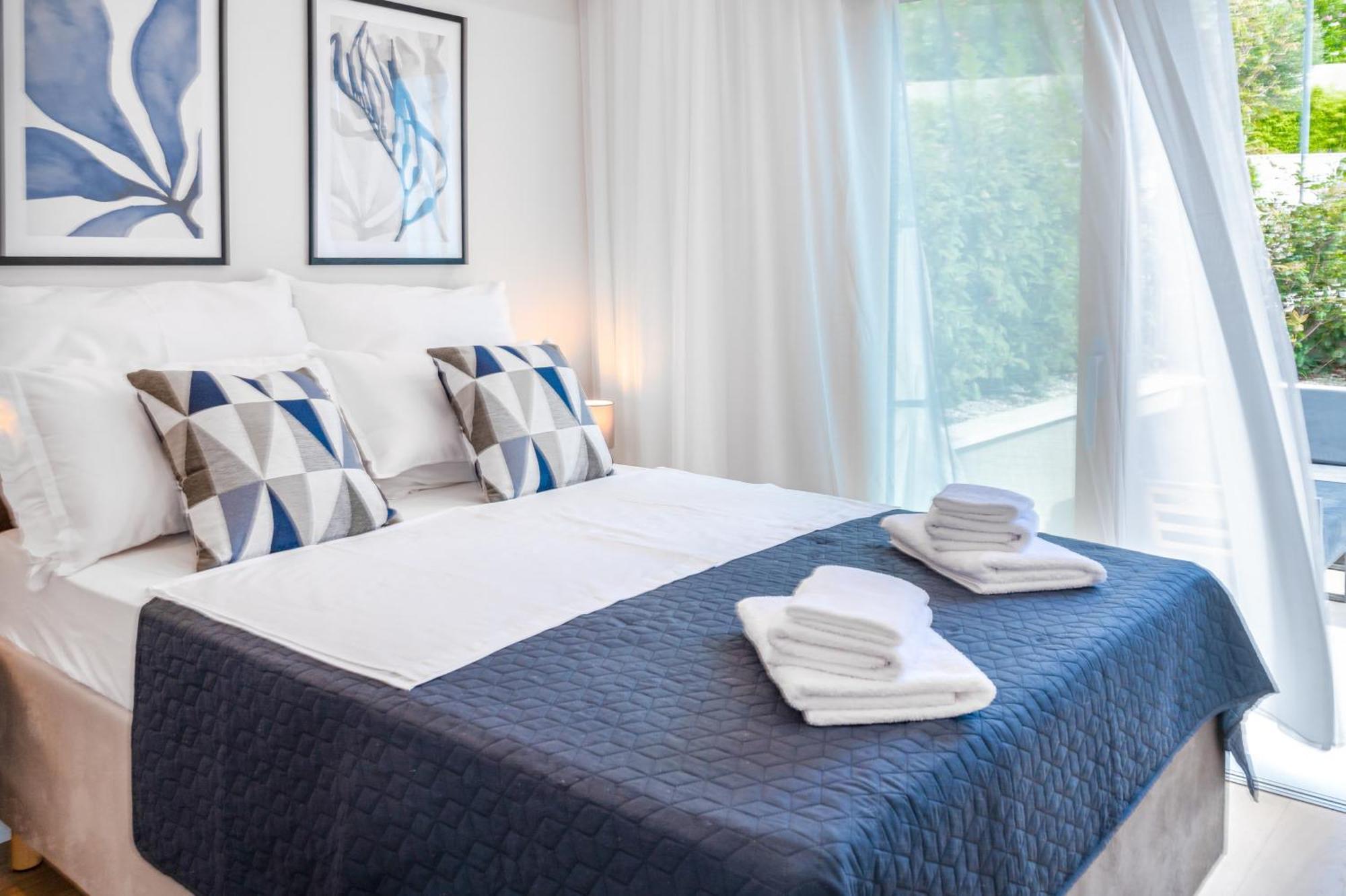 Luxury Adria Sea City & Mountain View Apartment Макарска Экстерьер фото