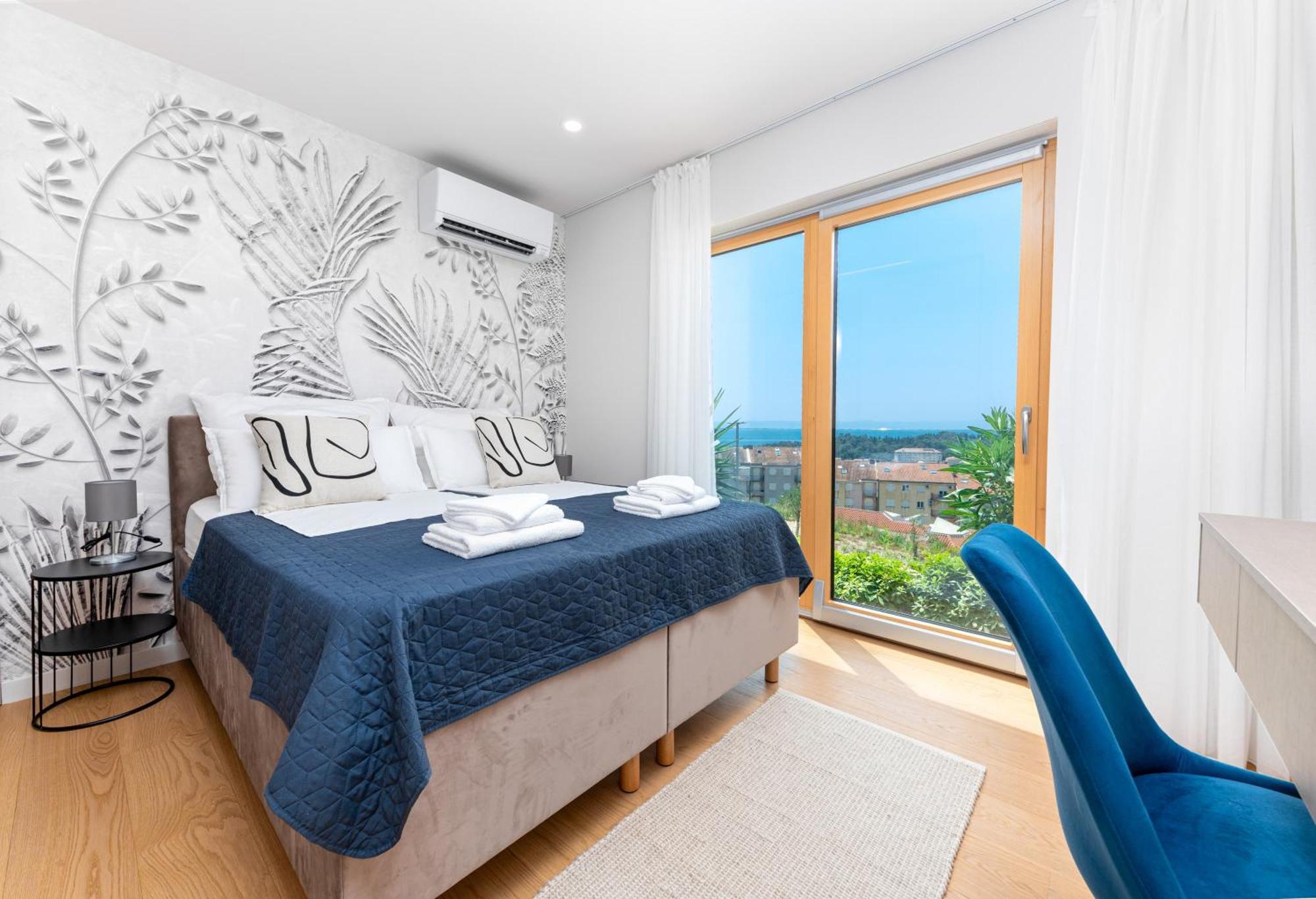 Luxury Adria Sea City & Mountain View Apartment Макарска Экстерьер фото