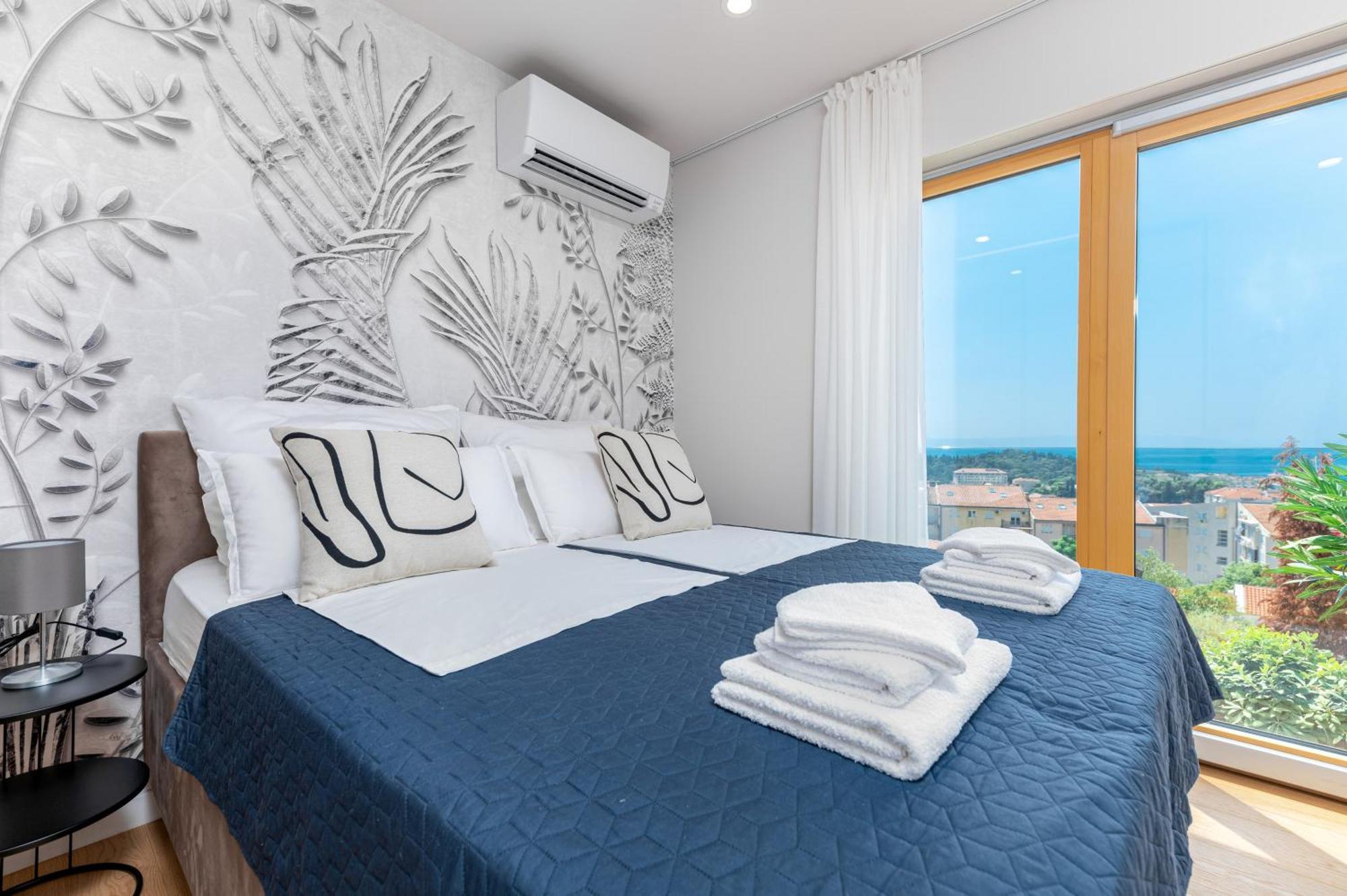 Luxury Adria Sea City & Mountain View Apartment Макарска Экстерьер фото